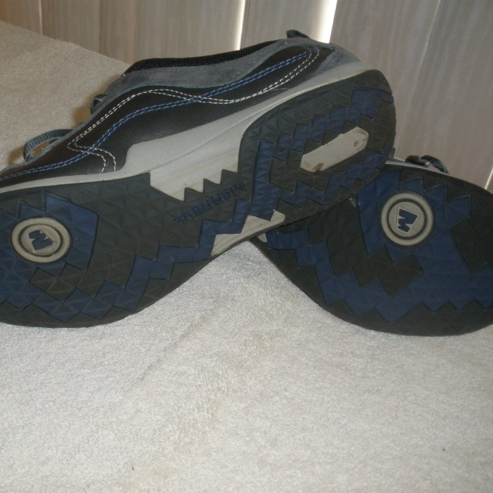 Merrill Size 7 - Picture 2 of 4
